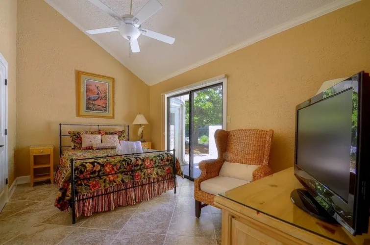 21 Windjammer Court