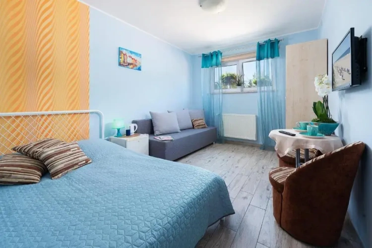 Economy Quadruple room