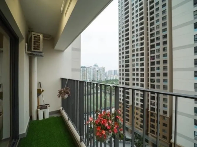 2 Bedrooms Apartment