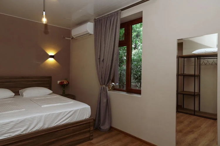 Ezo Hotel