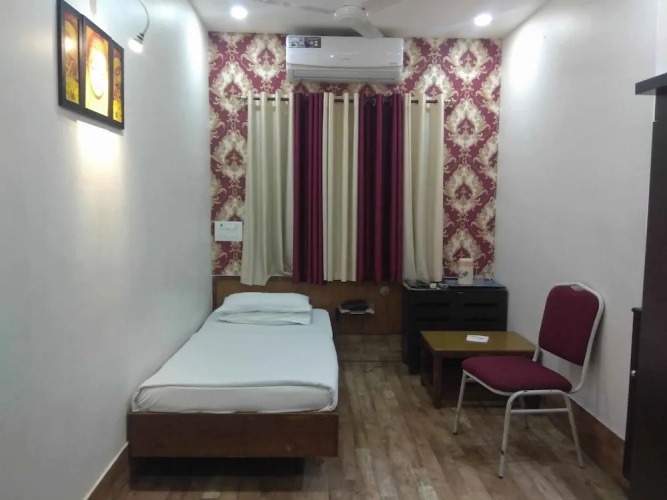 Hotel Sapthagiri Balla