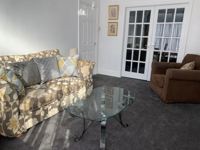 4-bed House 10min Walk to Town Centre in Blackpool