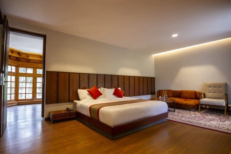 Double Suite with balcony and with mountain view