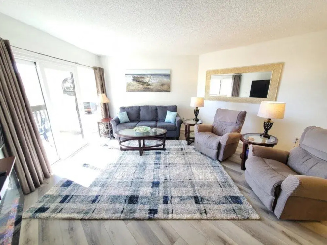 Island House D222