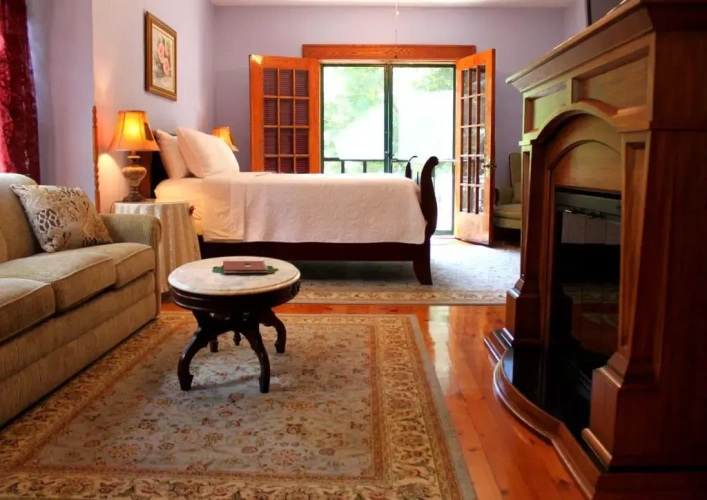 Suite with balcony