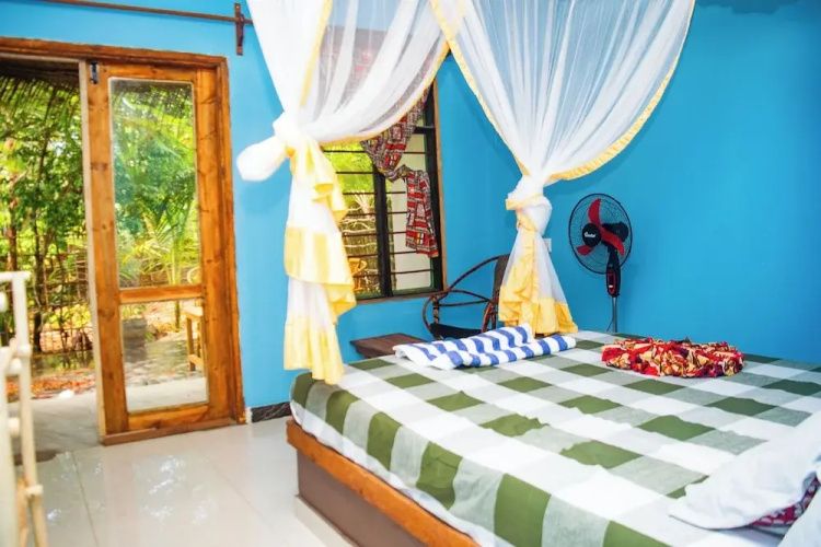 Z-Village Lodge