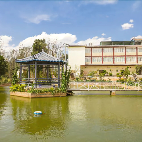 Chaoyang Shiji Hotel