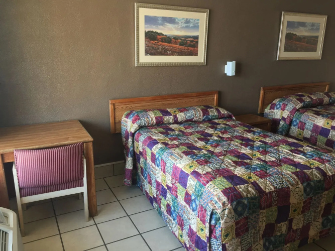 Budget Inn