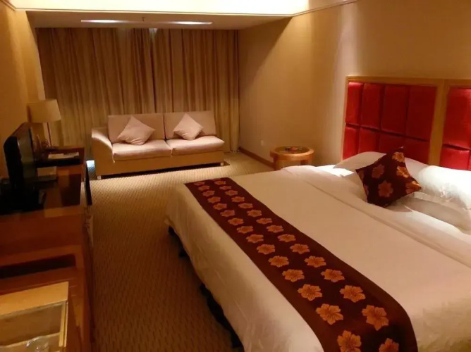 Lijing Commercial Hotel