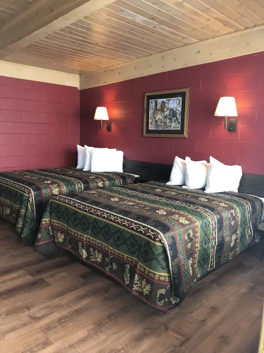 Sportsman’s Lodge