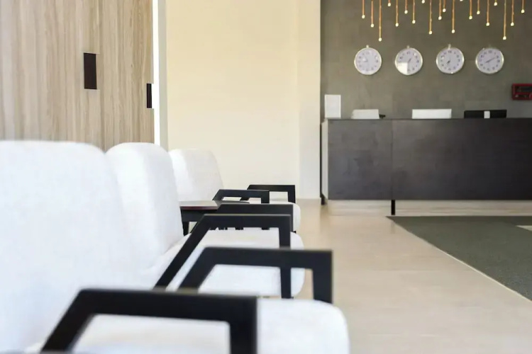 Riviera suites