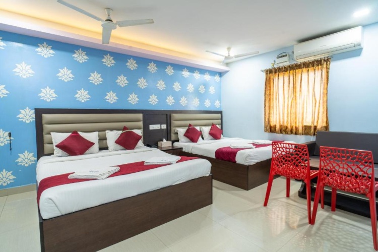 Deluxe Quadruple room