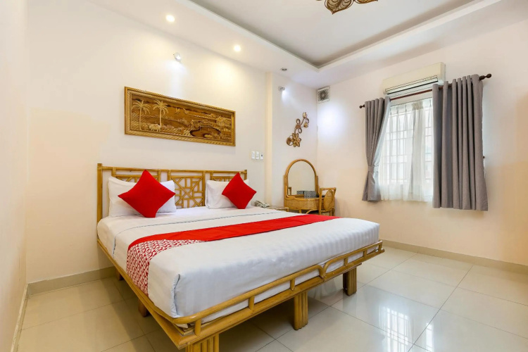 Calmette Hotel