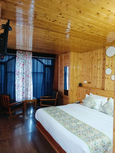 Luxury Double room with mountain view