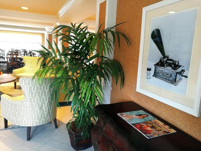 The Wilshire Grand Hotel photo 12
