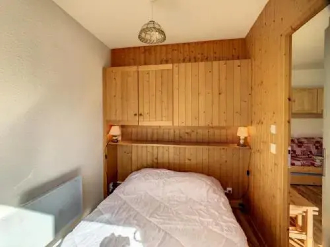 Apartment Ravieres 11
