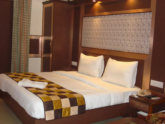Hotel Rama Deluxe