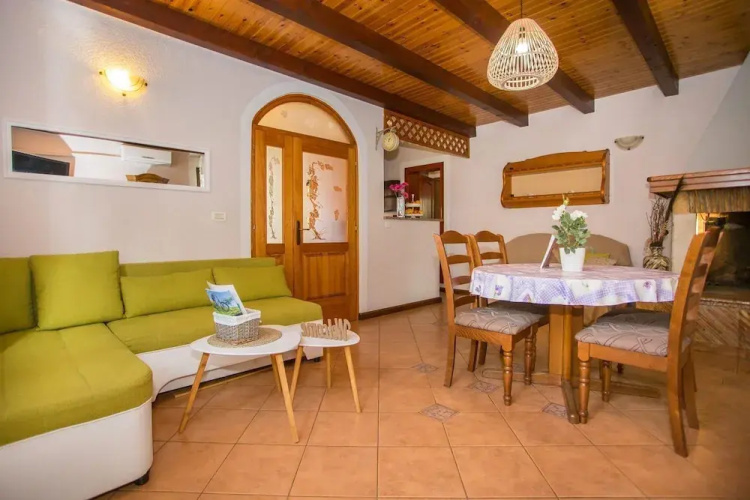 Apartments Milica