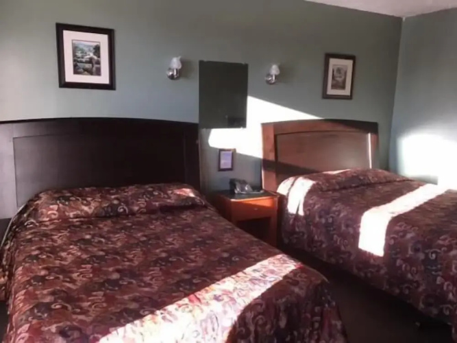 Modern Motel