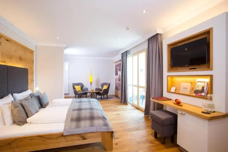 Deluxe Double room with balcony
