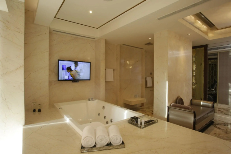 The St. Regis Mumbai photo 24