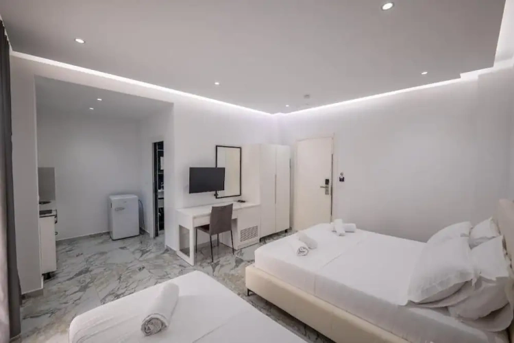 Deluxe Triple room
