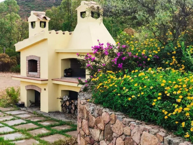 2 Bedrooms Cottage