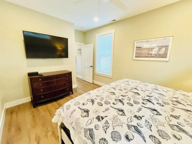 Laurel Street 308