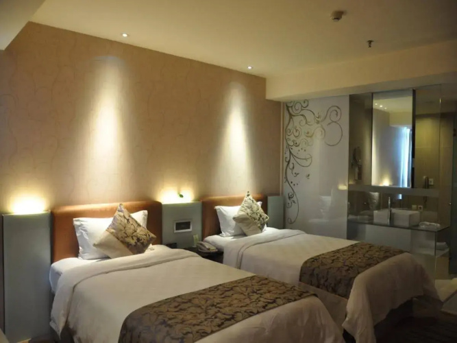 Yi Chen International Hotel - Chengdu
