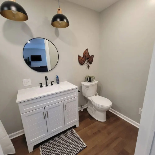 Luxury Downtown Indy Spa Bath Coffee Bars