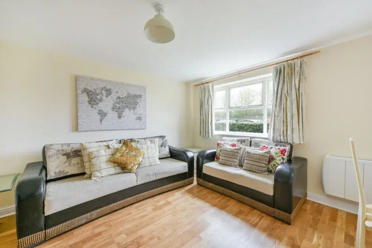 Haldane Lodge 2-Bedroom Flat