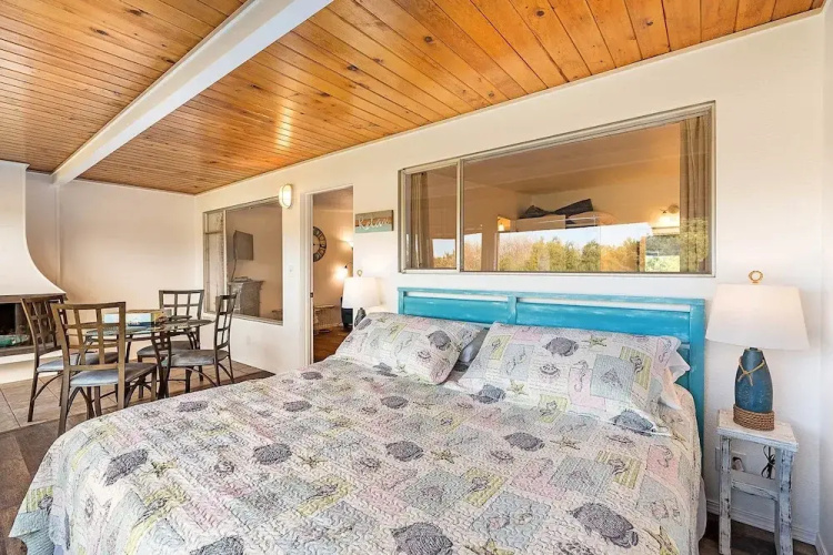 Pacific Surf Condos