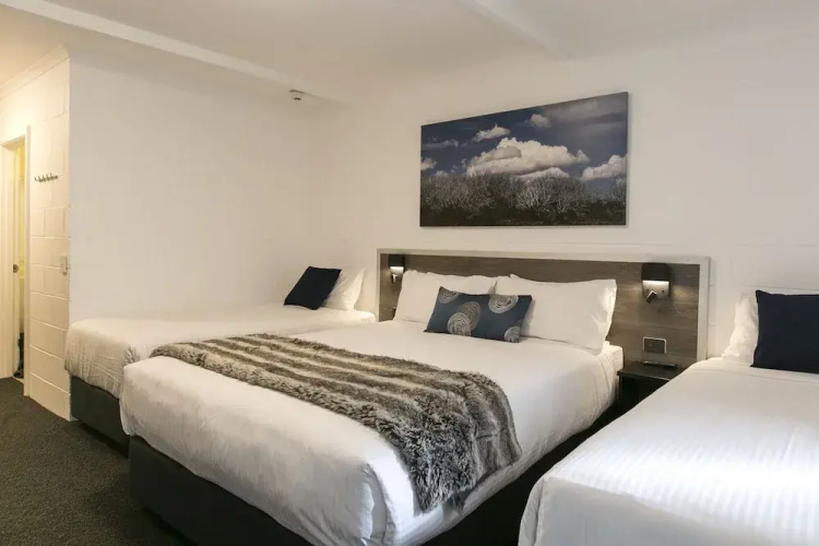 Falls Creek Hotel