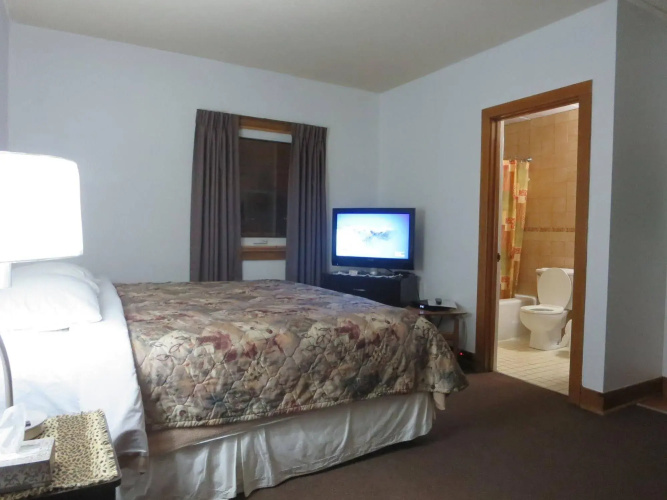 Holiday Inn Motel
