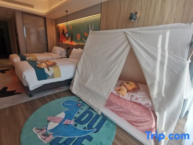 Standard Twin Family room
