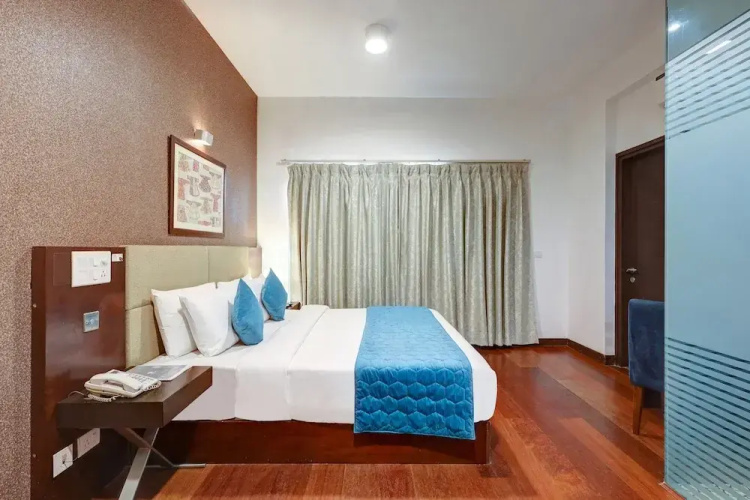 Hotel 91 Golf Course Road