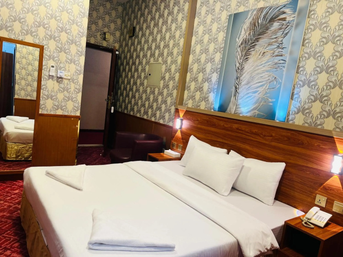 OYO 271 Parasol Hotel