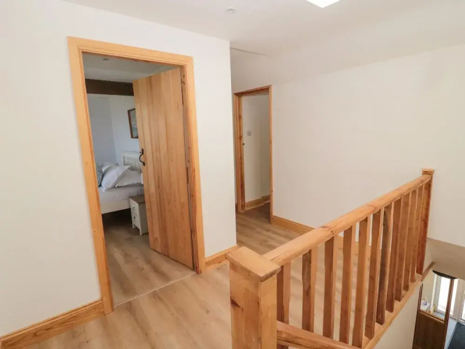 24 Hauxley Links