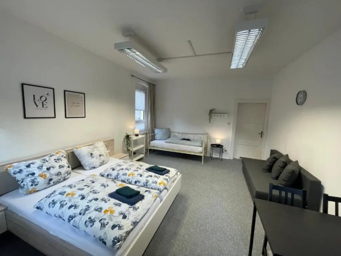 Standard Triple room