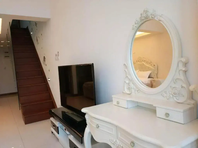 Aisi Home Inn