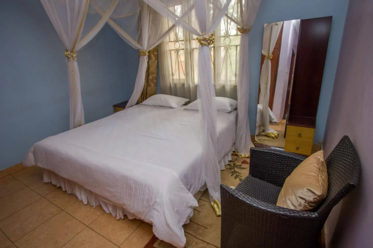 Crystal Suites and Apartments