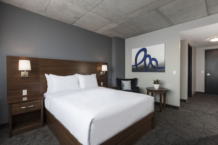 Imperia Hotel And Suites Boucherville photo 8