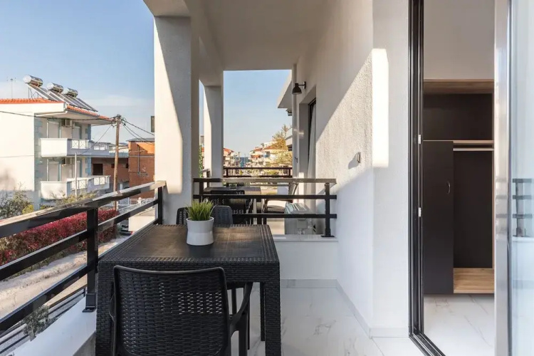 Bemyguest Plus Villa Chrisanthi