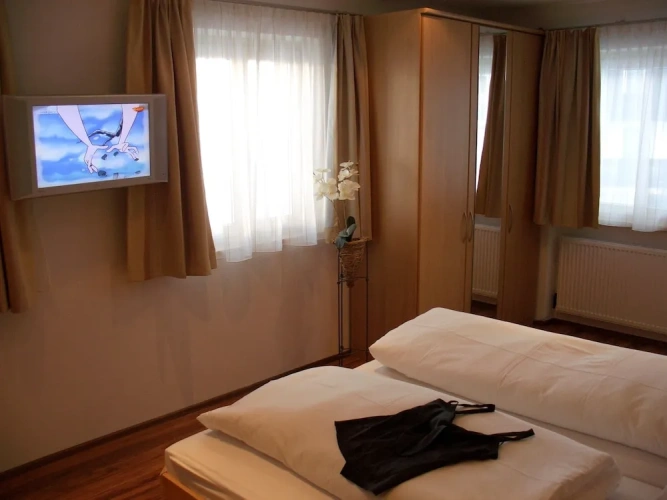 2 Bedrooms Comfort Apartment with mountain view
