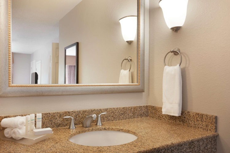 1 Bedroom Double Suite