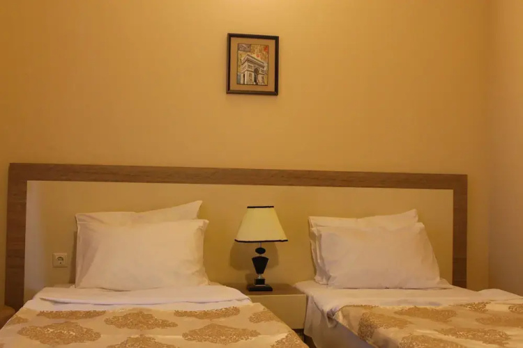 Iveria Elli Hotel