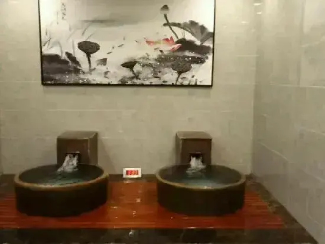 Kaiyue Hotel