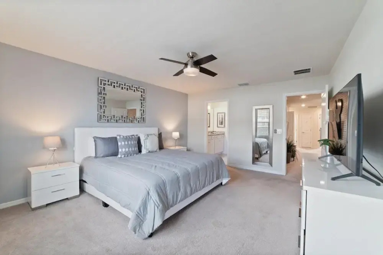 260 Jetty Way