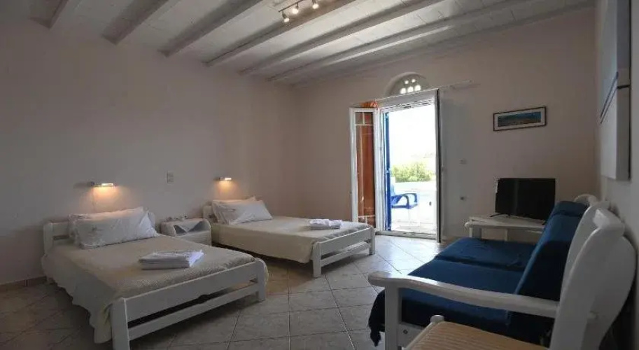 Nostos Beachfront Apartments & Studios
