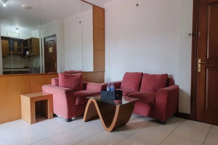 Spacious 2Br At Majesty Apartment